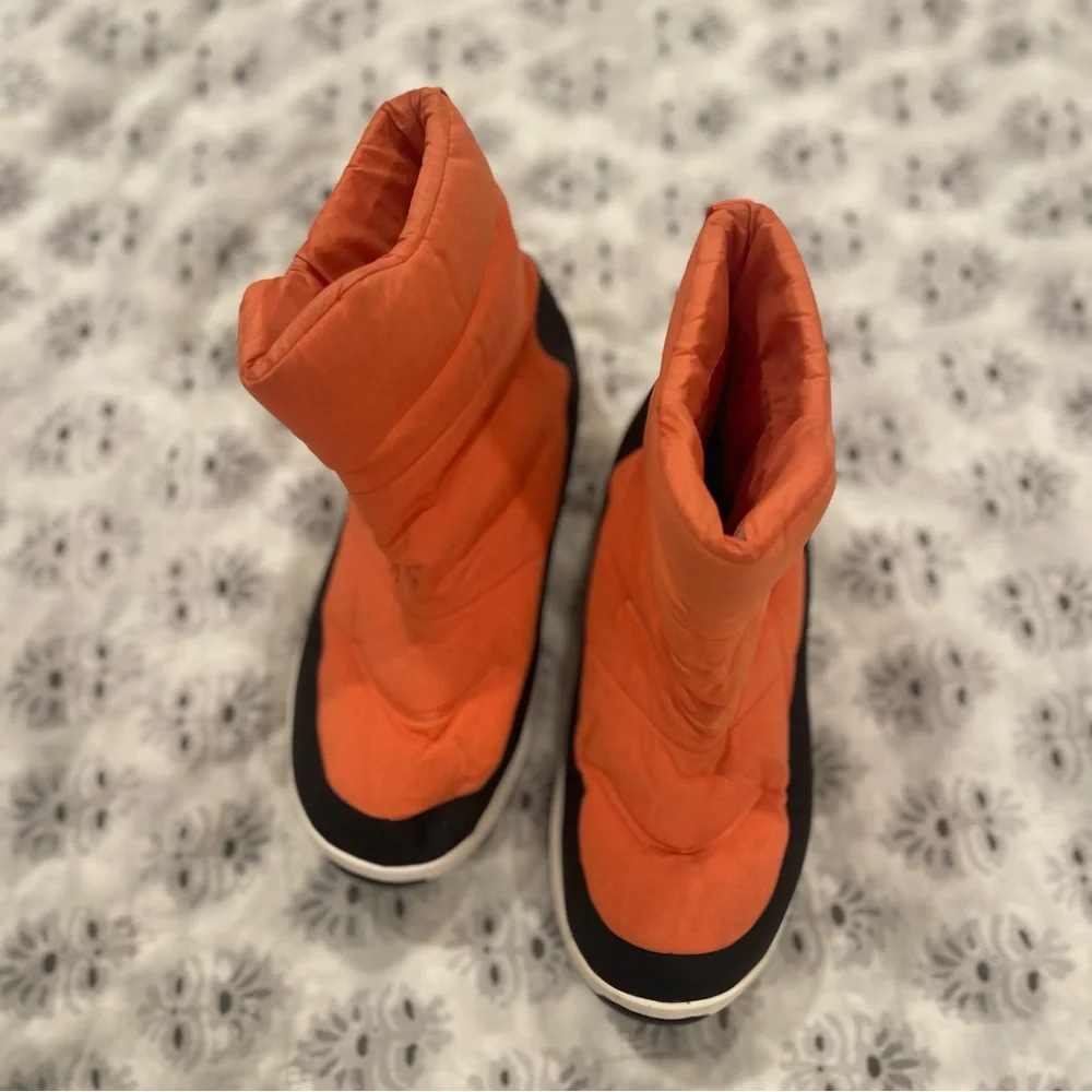 The North Face Nuptse II Waterproof Boots 700-fill Down Insulation Bright Orange